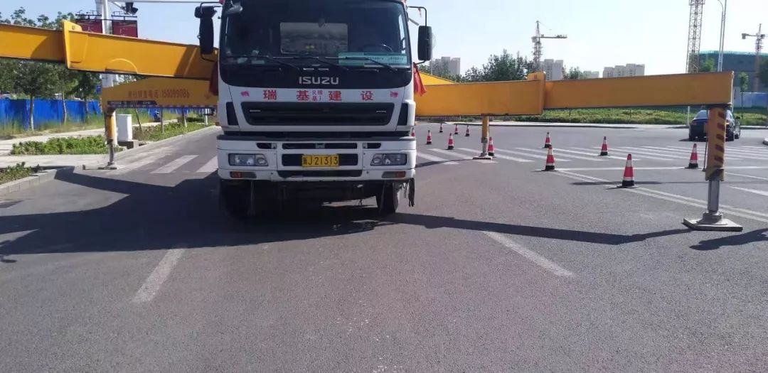 汽车泵泵车_什么是汽车泵_汽车泵车图片