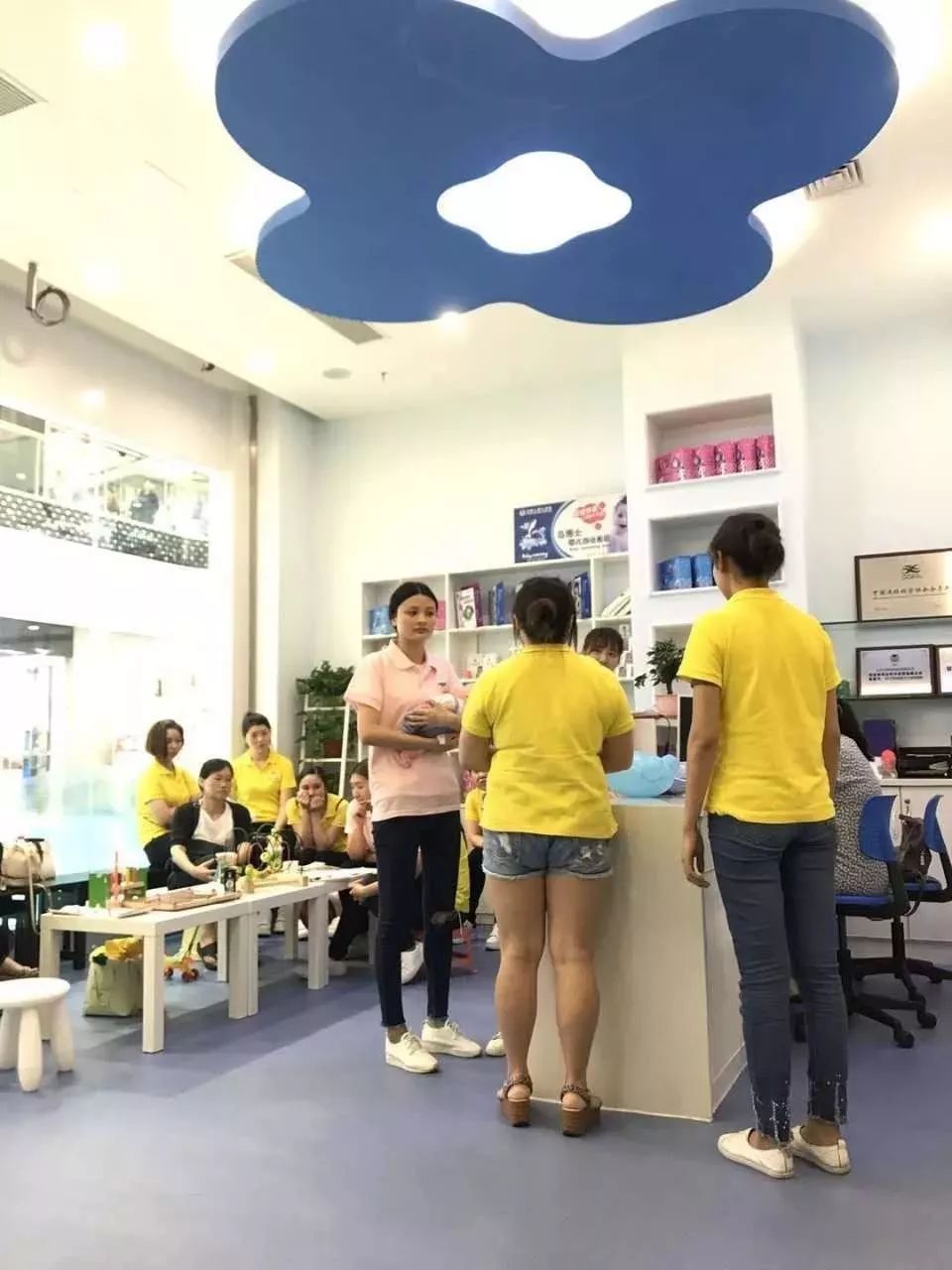 重庆母婴连锁店_重庆合川最好的母婴店_重庆市母婴店