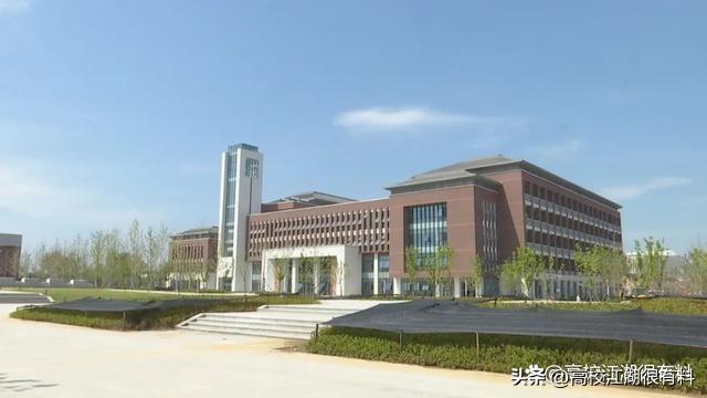 阜阳化妆学校学费-阜阳学化妆的学校