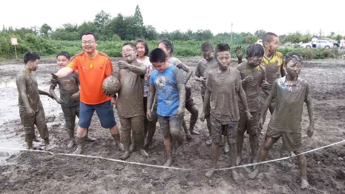 重庆汇众教育_重庆汇聚教育设备有限公司_重庆汇众教育口碑