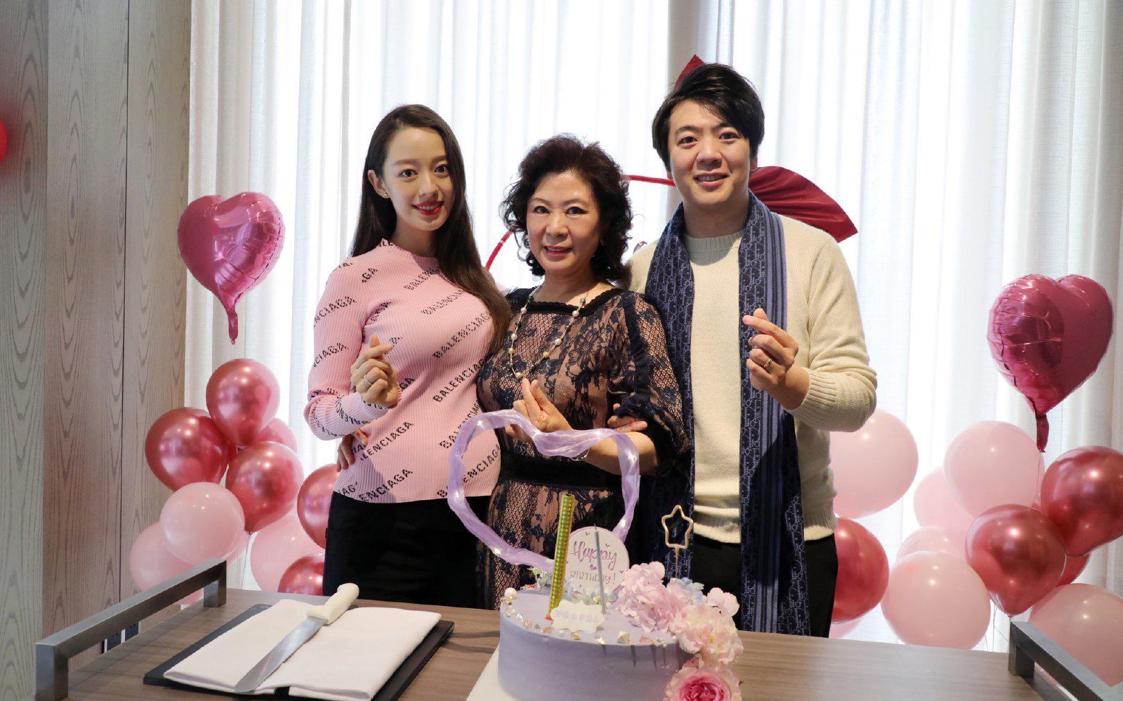视频孕妇淡妆素材_孕妇淡妆的视频_孕妇化妆视频