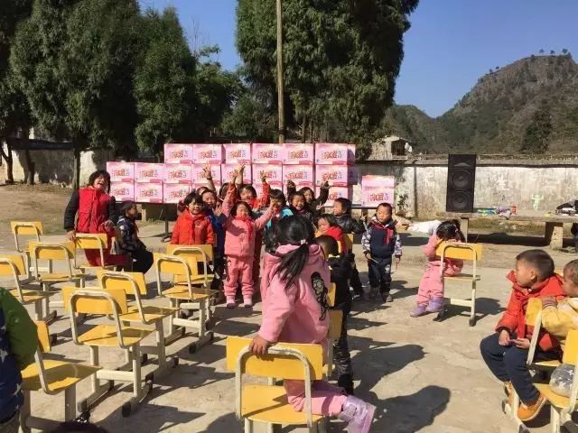 七友科技_科技七巧板绘画_七技科技