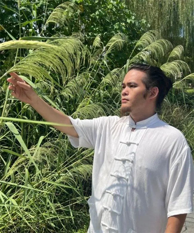 电台情感专家_有专家的情感广播节目_电台情感主持人名单