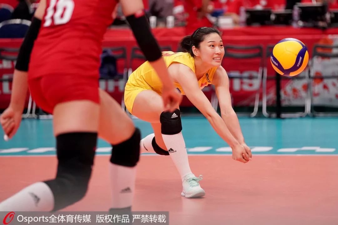 女排世界杯美国对塞尔维亚_女排塞尔维亚美国_女排世界杯塞尔维亚对美国